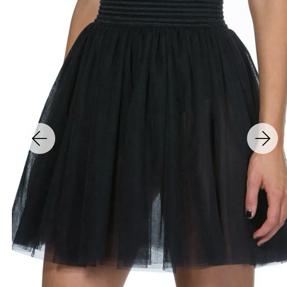 Blackmilk enpoint tulle skirt